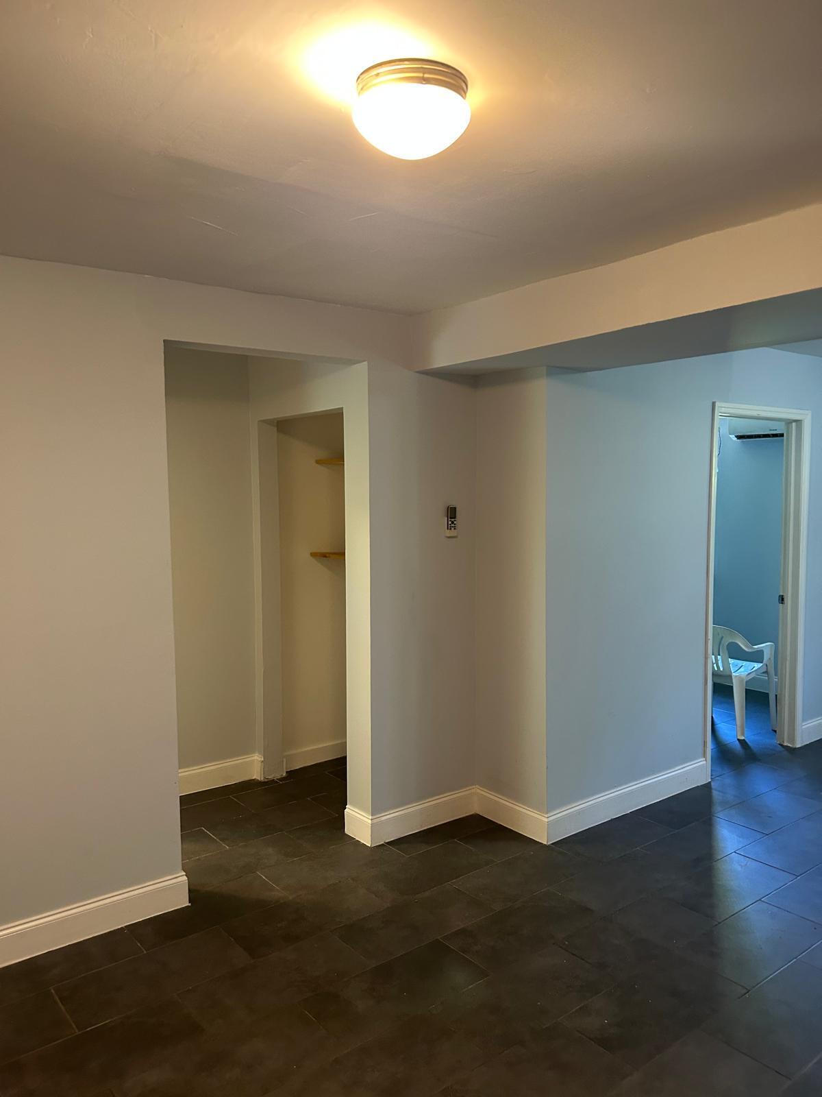 HOLLYWOOD LITTLE RANCHES - Residential Lease