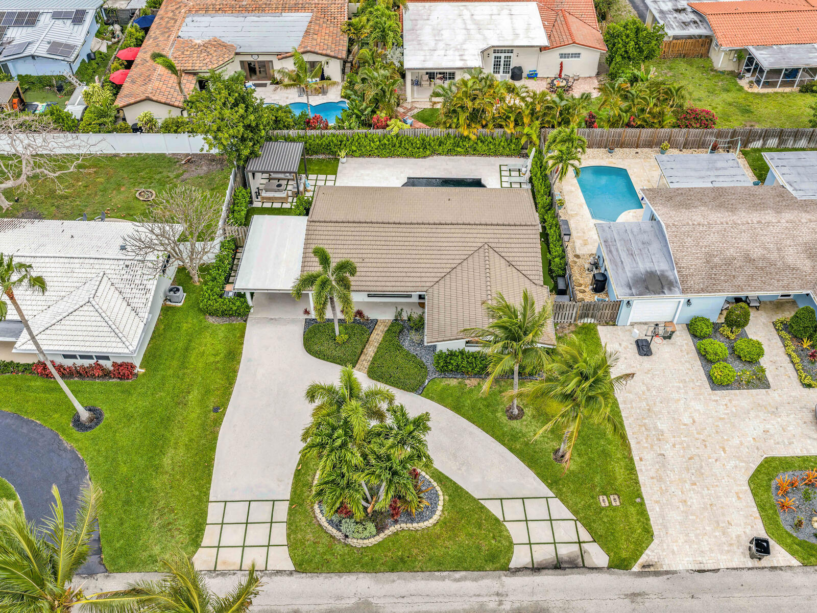 POMPANO WATERWAY ESTATES - Residential
