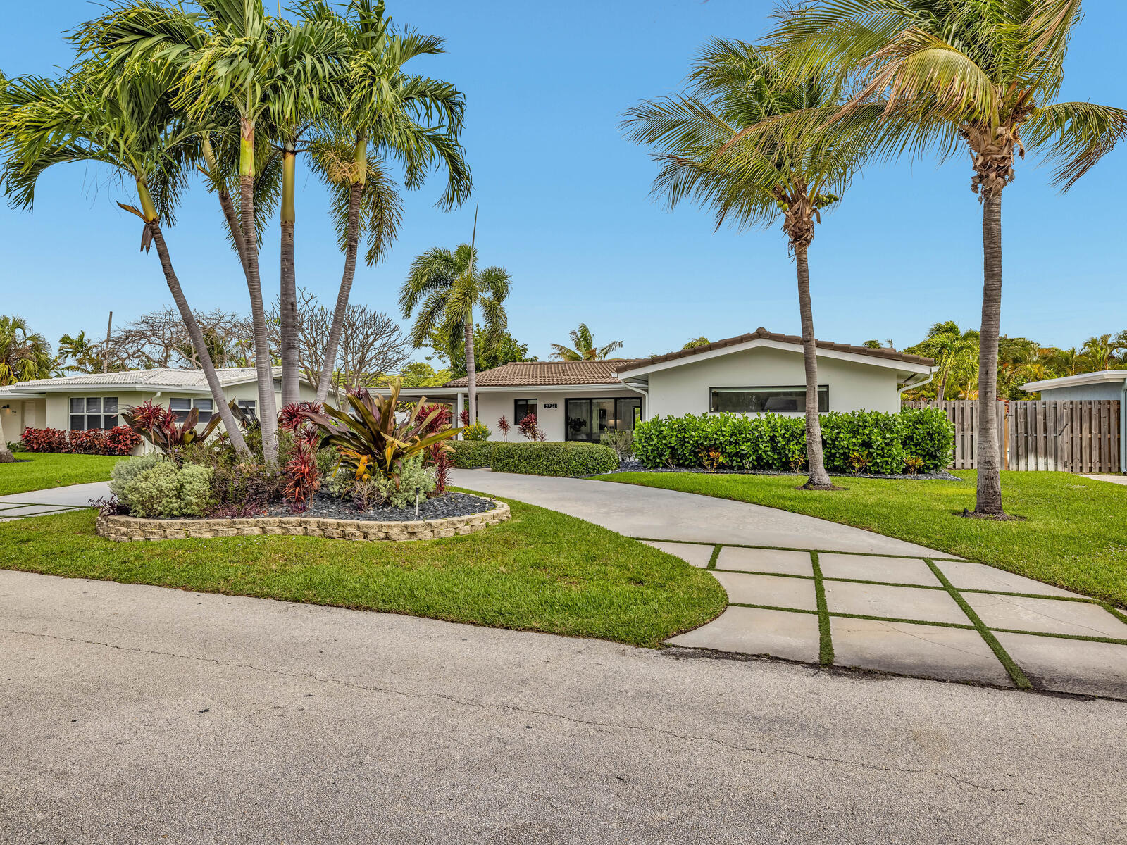 POMPANO WATERWAY ESTATES - Residential