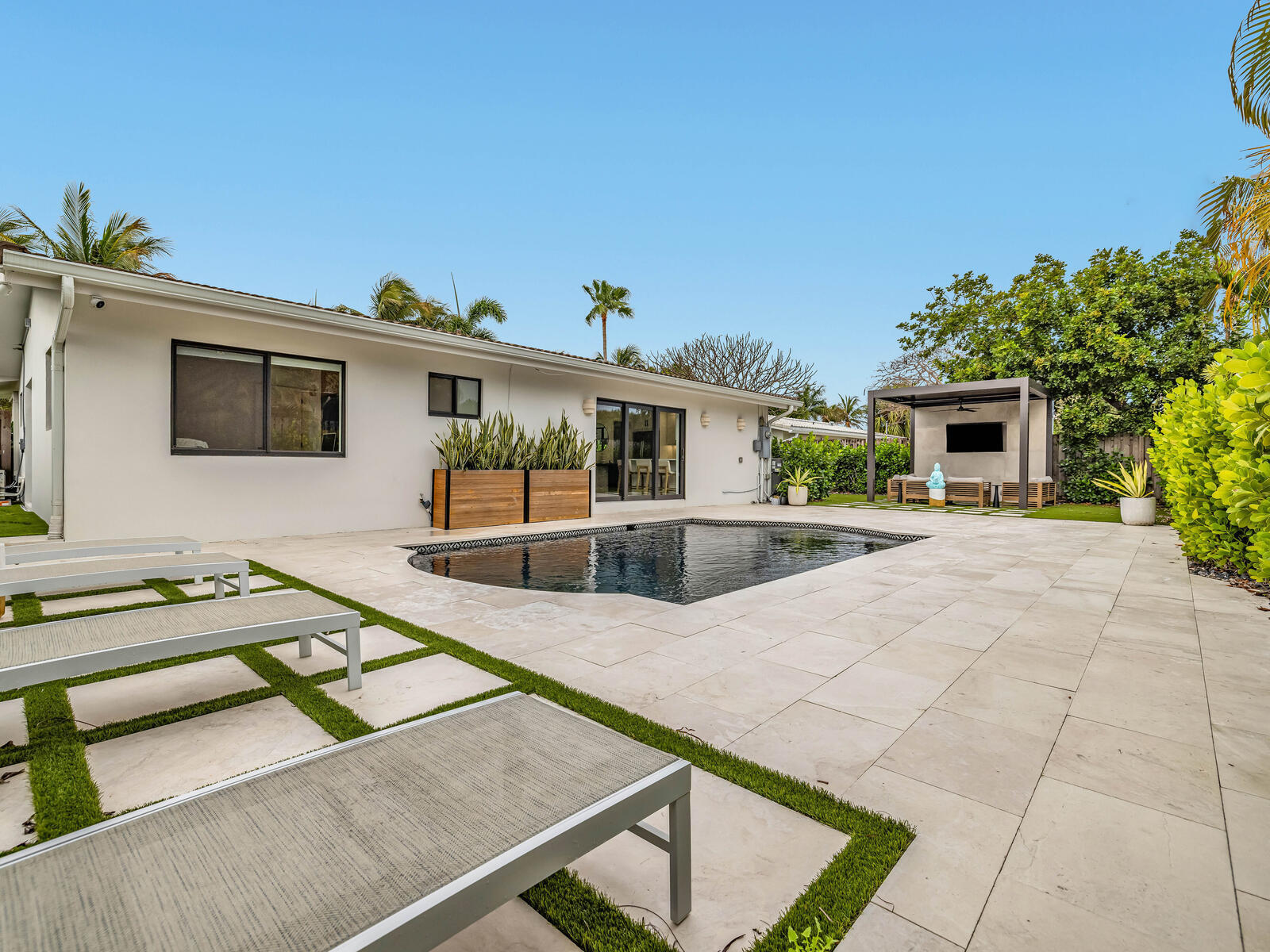 POMPANO WATERWAY ESTATES - Residential