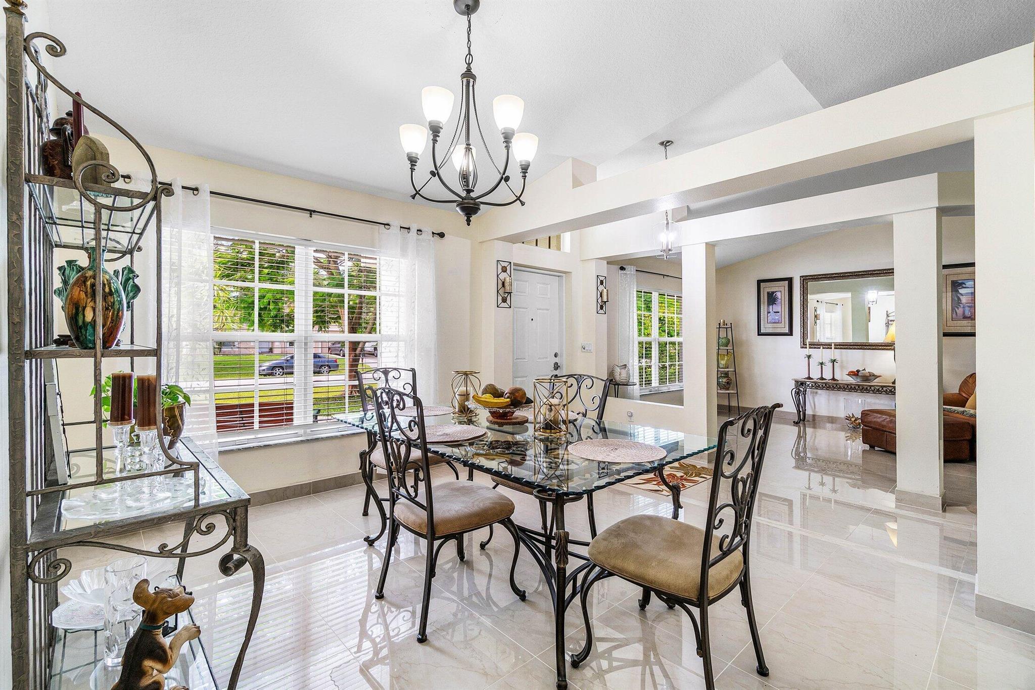 PORT ST LUCIE SECTION 11 - Residential