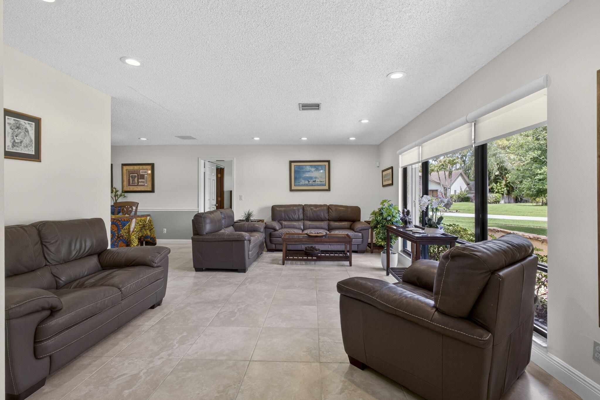 PINEWOOD EAST 2 OF WELLINGTON - Residential