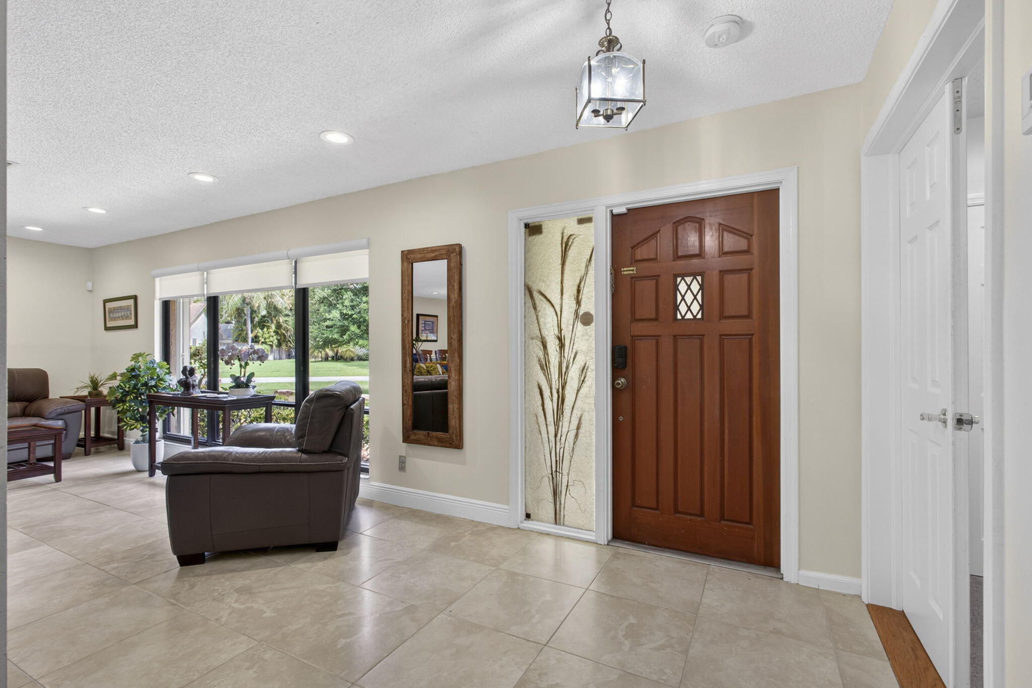 12338 Old Country Road N