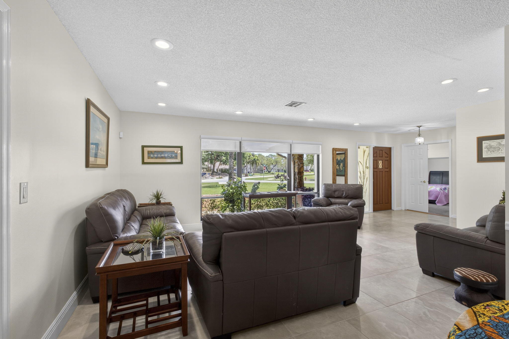 PINEWOOD EAST 2 OF WELLINGTON - Residential