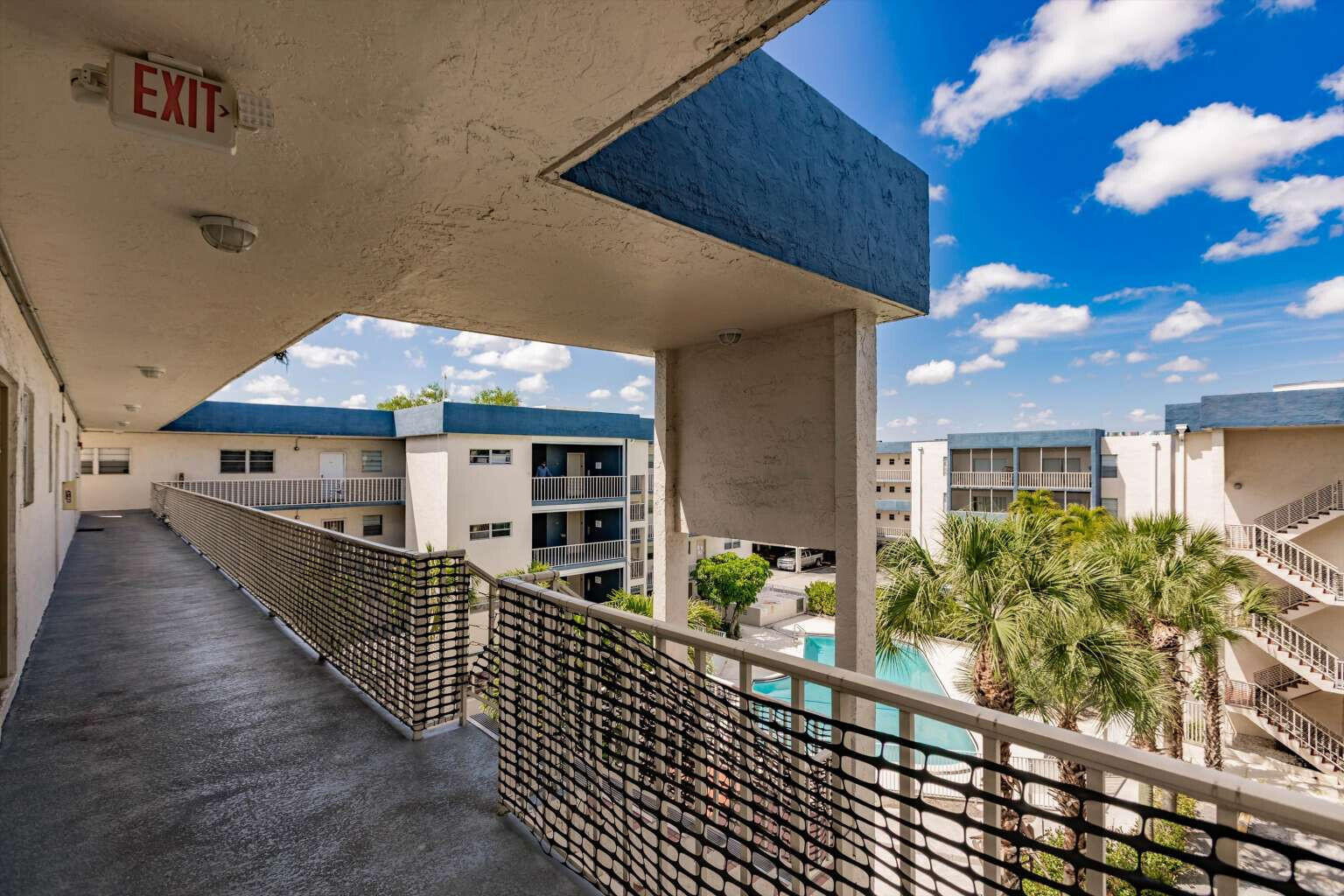 NEW LAND GARDENS CONDO - Residential