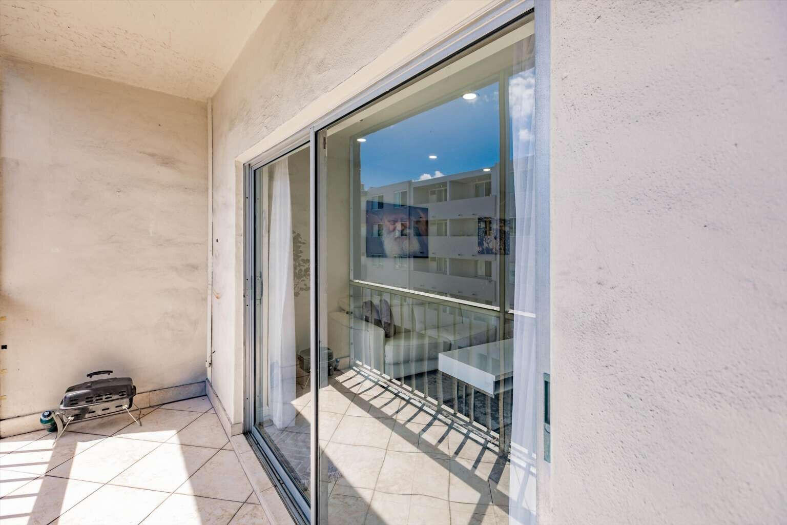 NEW LAND GARDENS CONDO - Residential