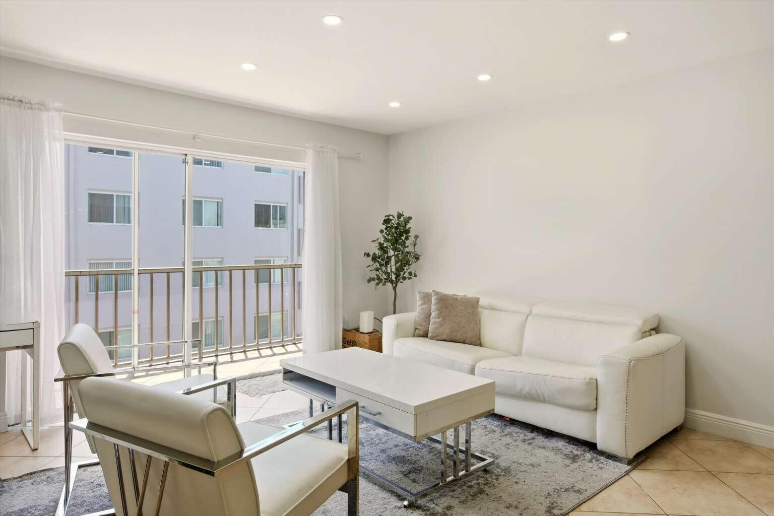 NEW LAND GARDENS CONDO - Residential