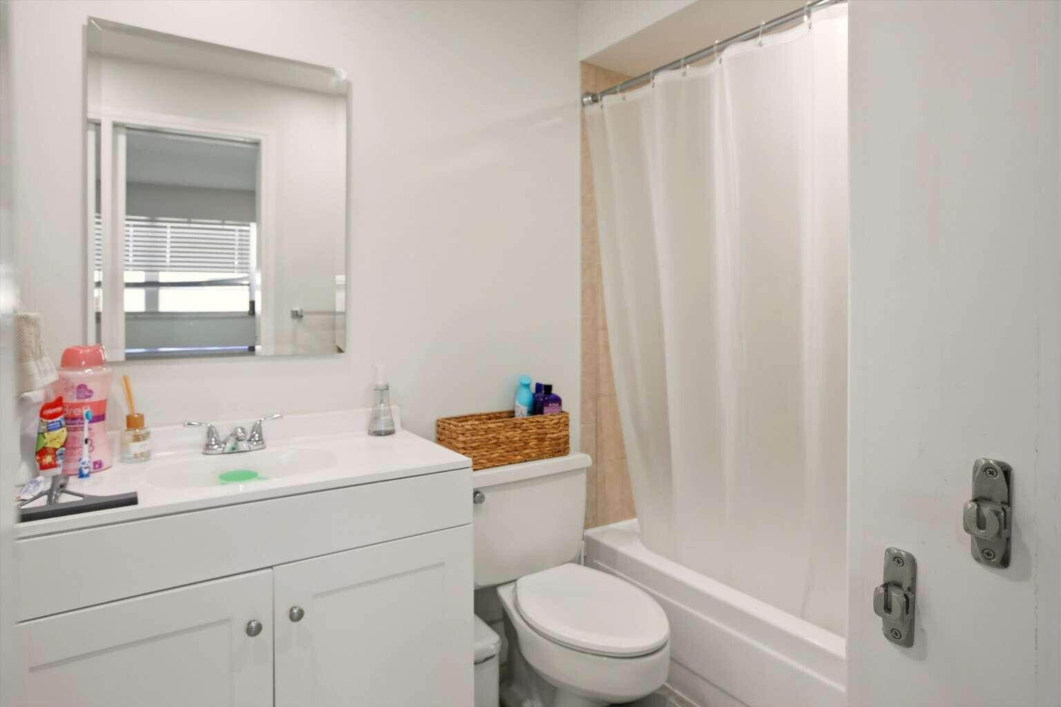 NEW LAND GARDENS CONDO - Residential