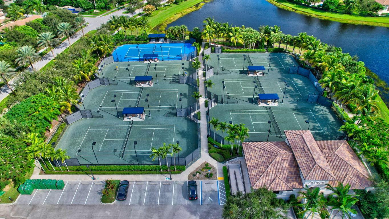 THE BRIDGES - Residential