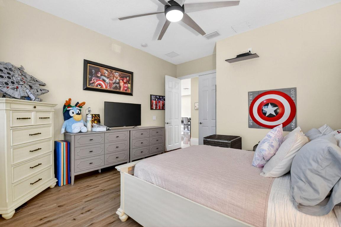 THE BRIDGES - Residential