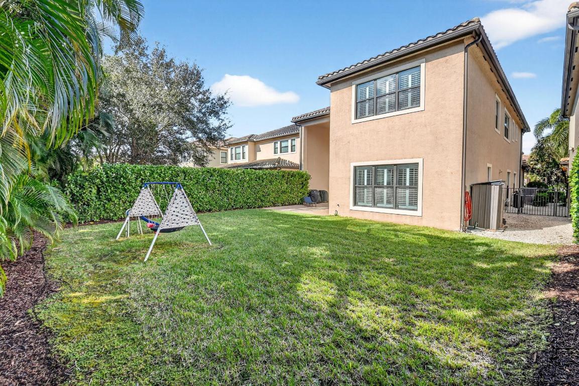 THE BRIDGES - Residential