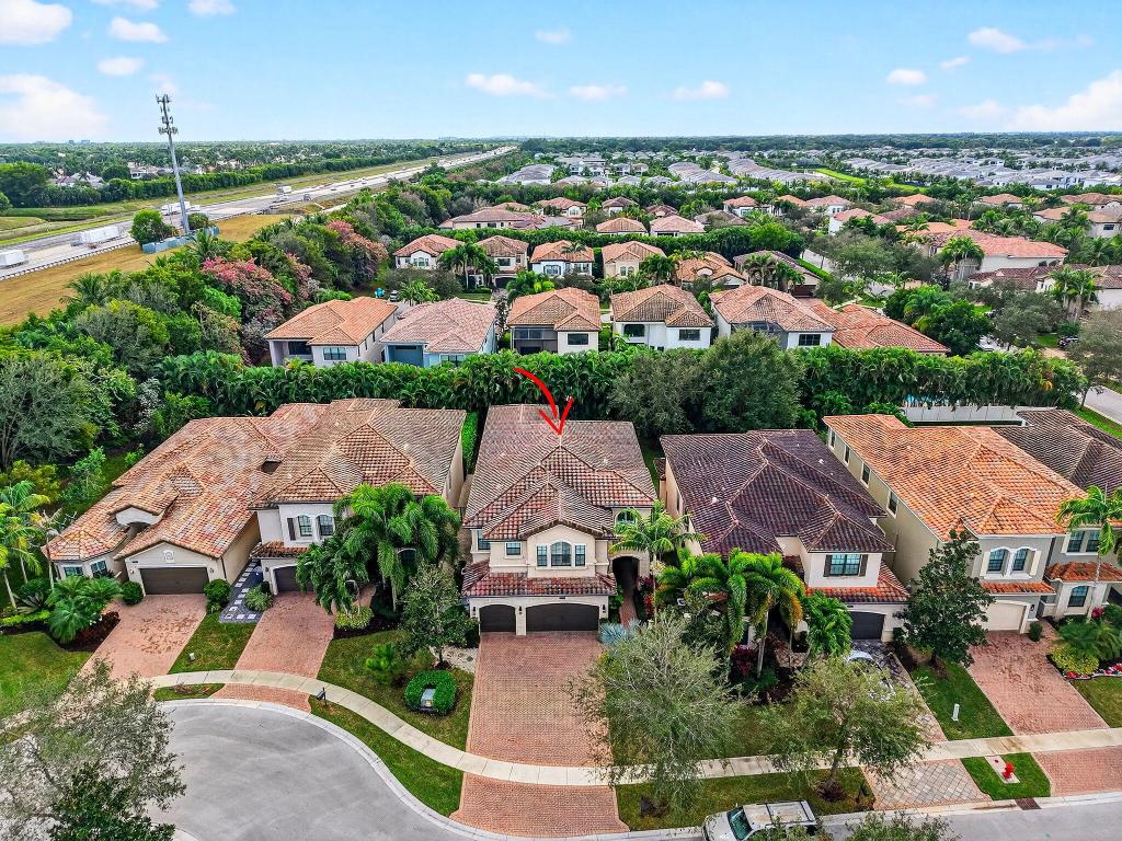 THE BRIDGES - Residential