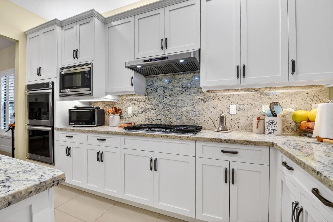 THE BRIDGES - Residential