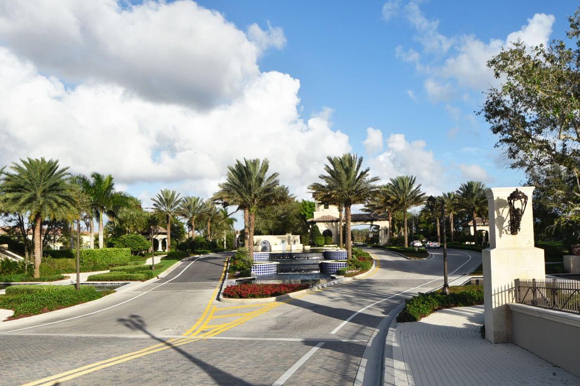 THE BRIDGES - Residential