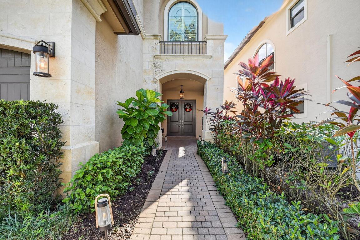 THE BRIDGES - Residential