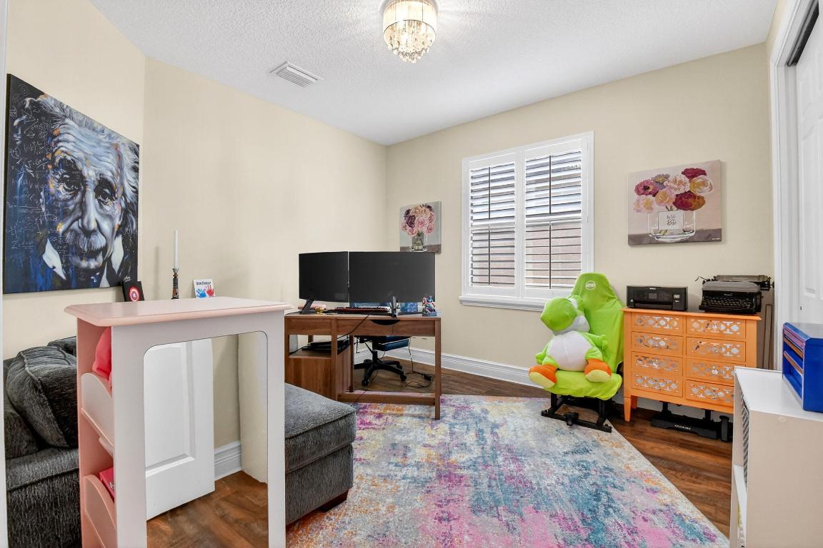 THE BRIDGES - Residential