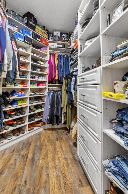 THE BRIDGES - Residential