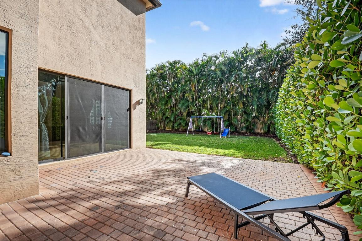 THE BRIDGES - Residential