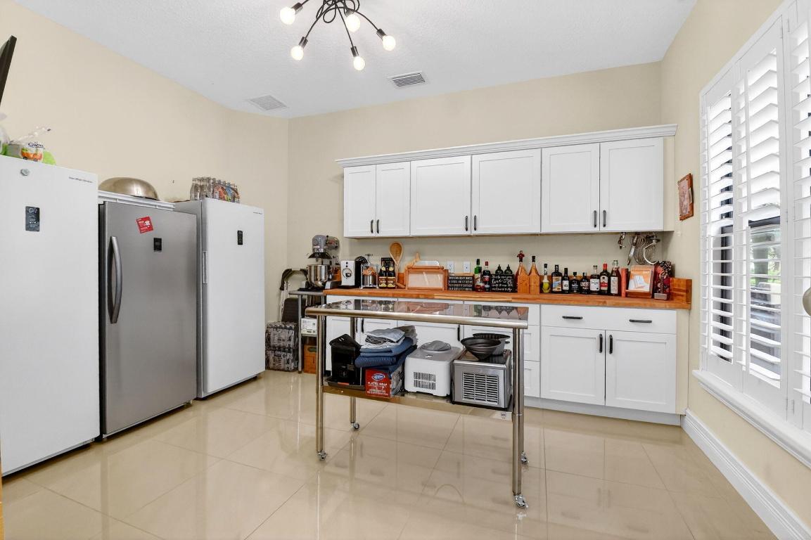 THE BRIDGES - Residential