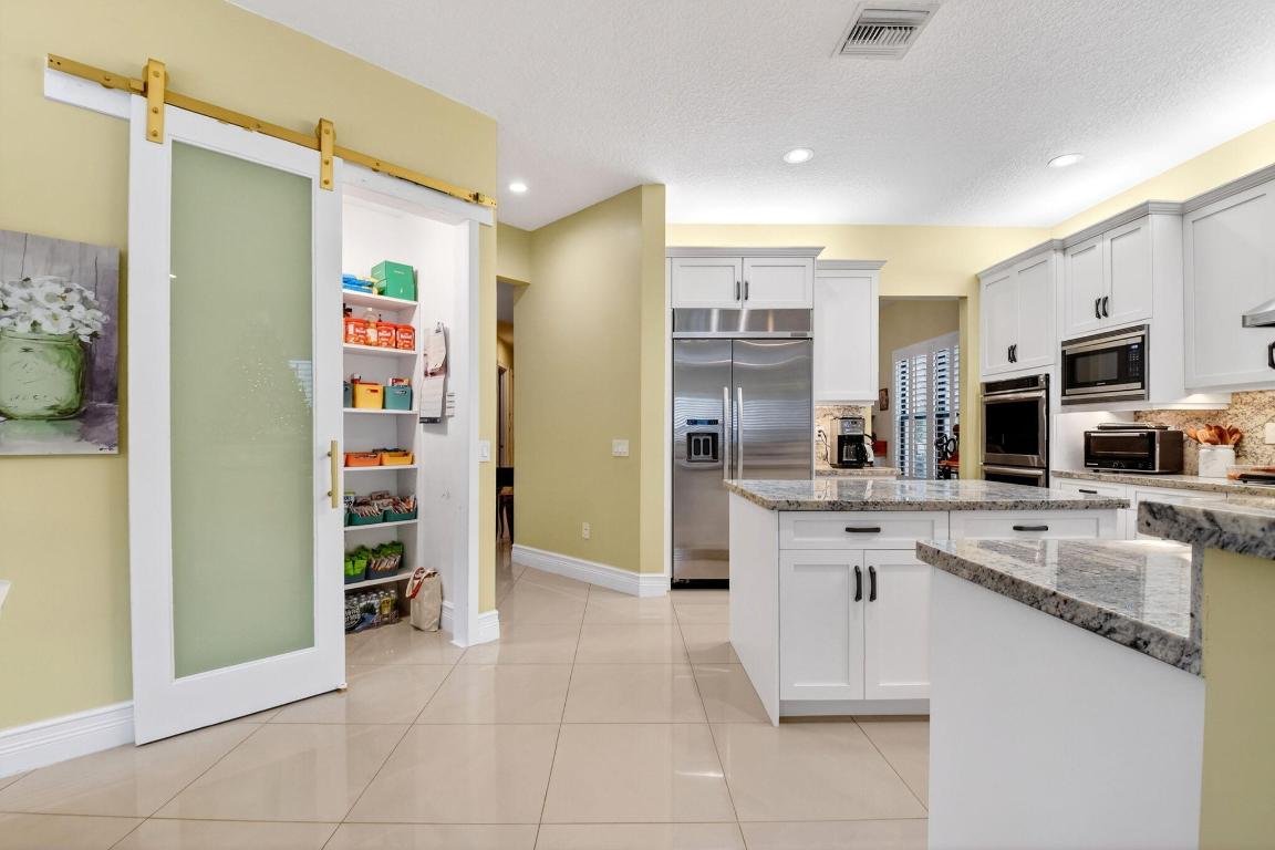 THE BRIDGES - Residential