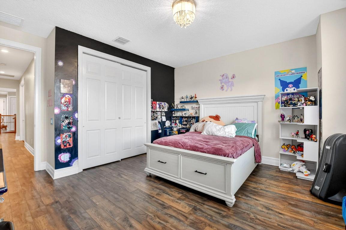 THE BRIDGES - Residential