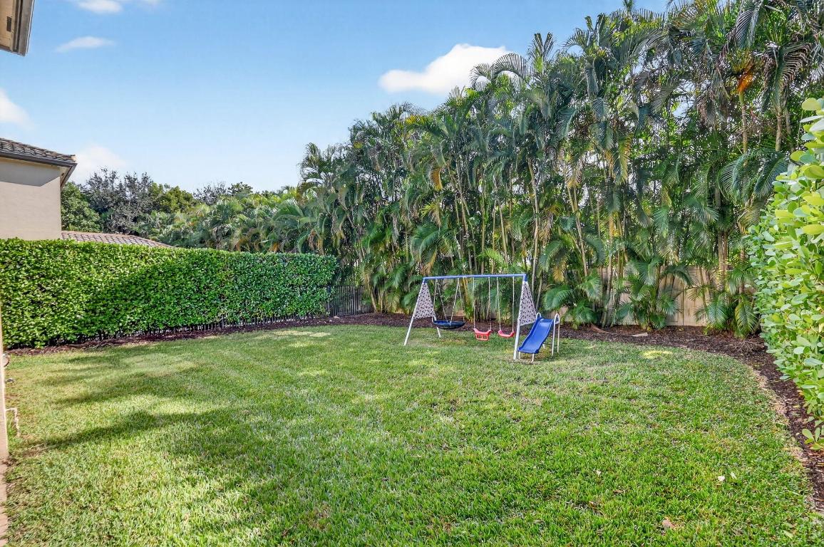 THE BRIDGES - Residential