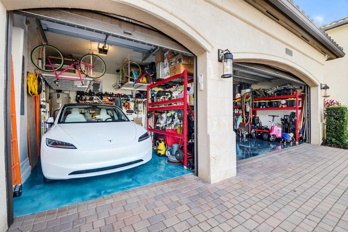 THE BRIDGES - Residential