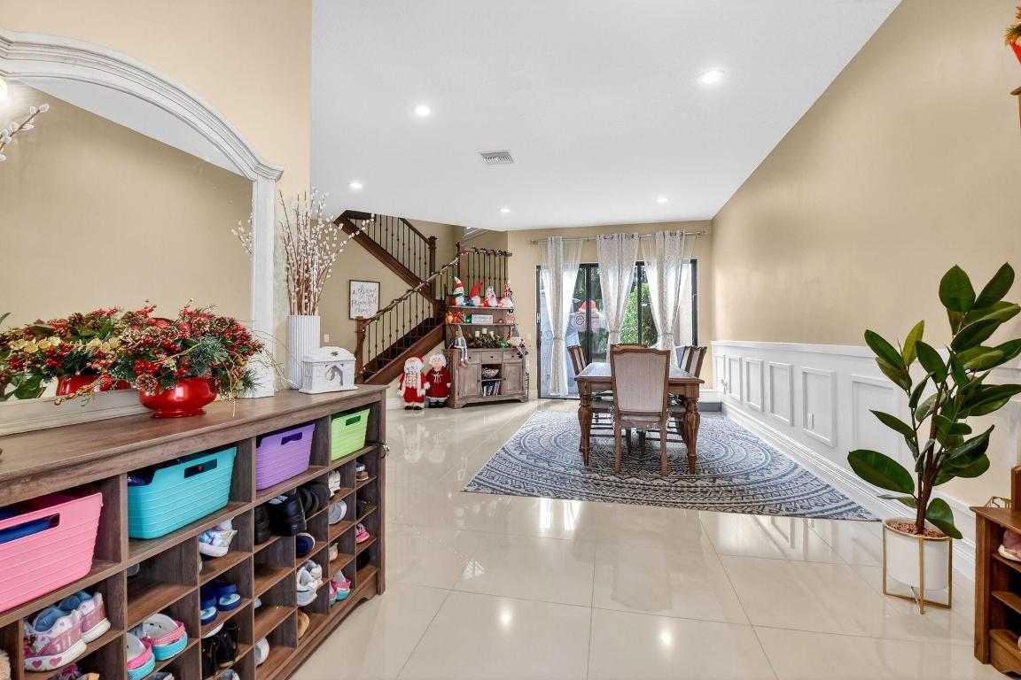 THE BRIDGES - Residential