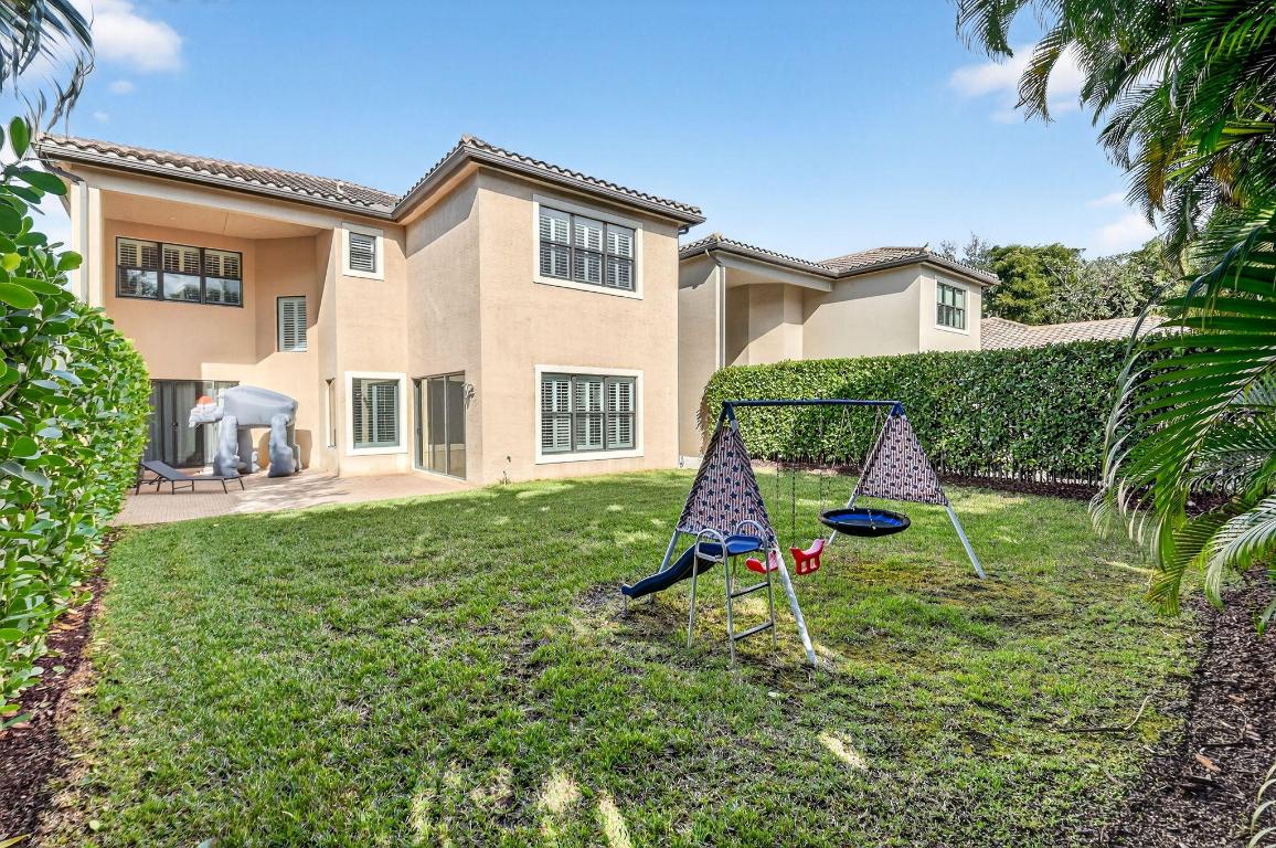 THE BRIDGES - Residential