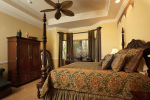 RIVERSIDE ON THE LOXAHATC - Residential