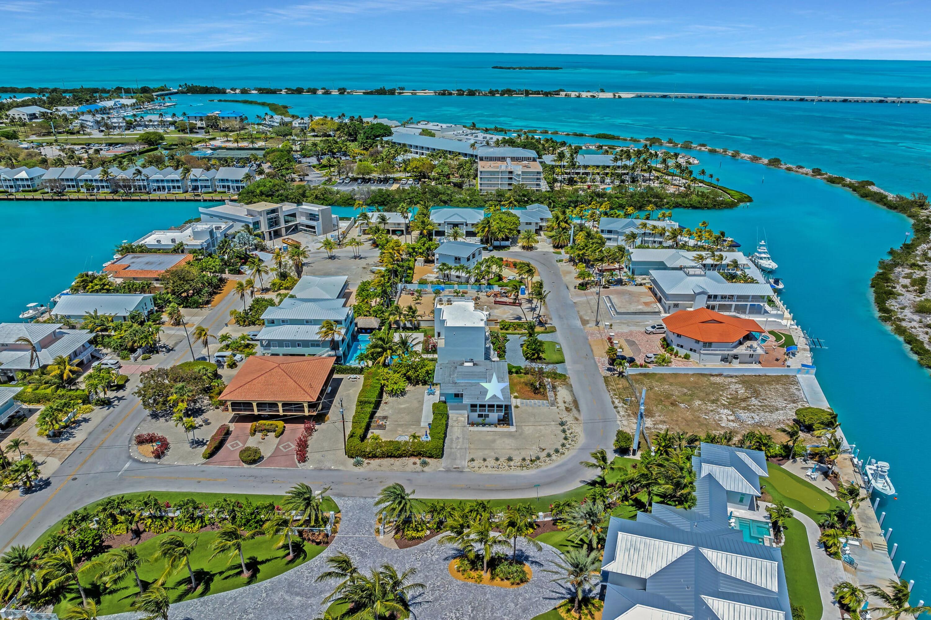 YACHT CLUB ISLAND - Residential