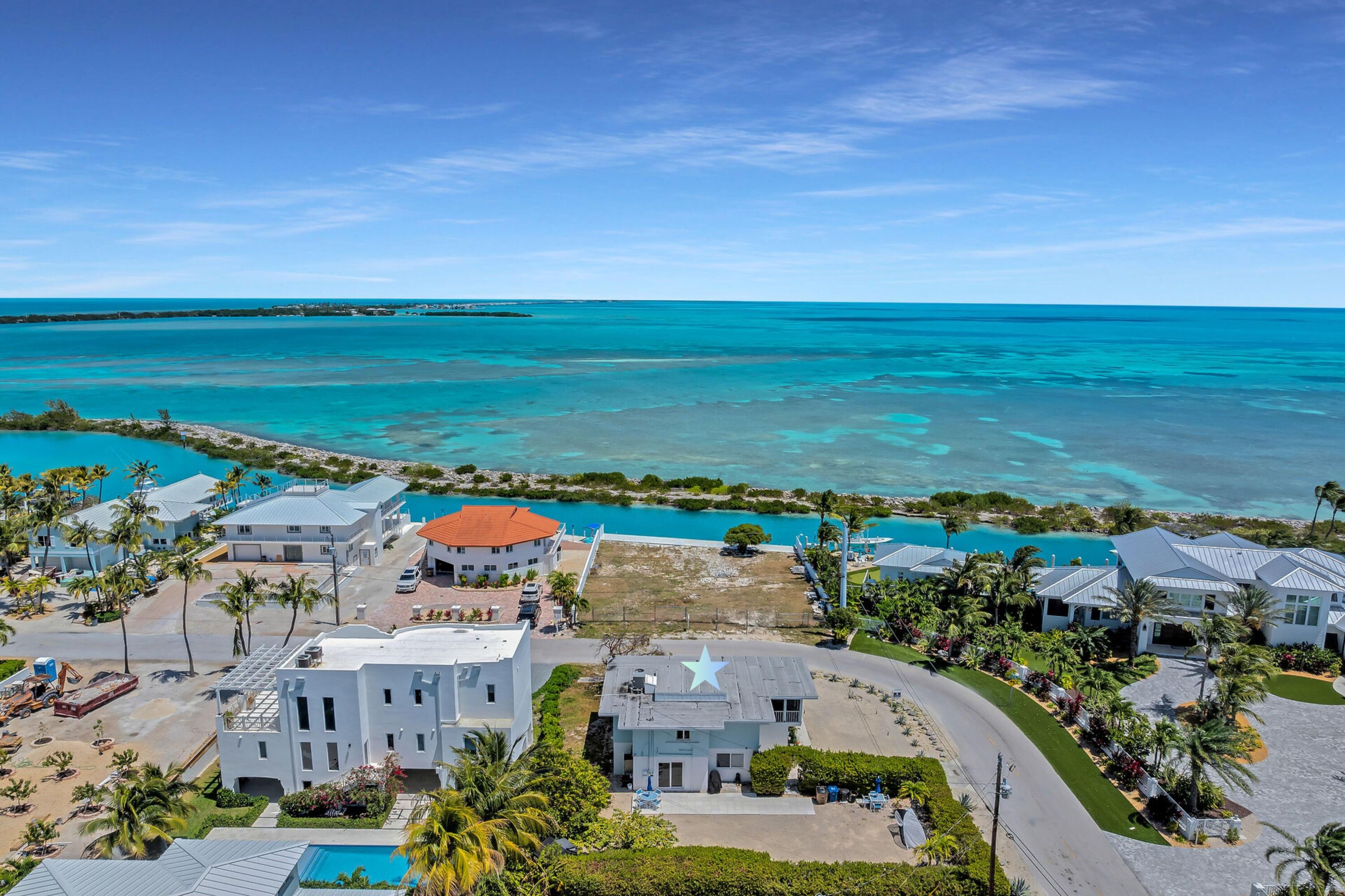 YACHT CLUB ISLAND - Residential