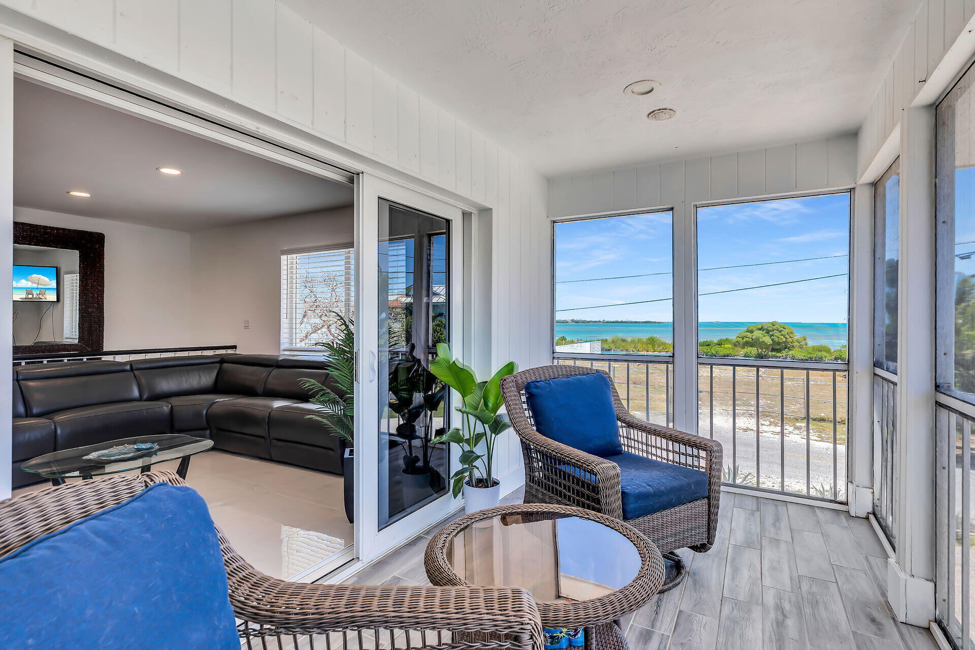 YACHT CLUB ISLAND - Residential