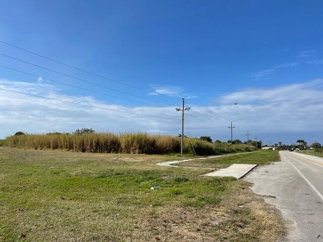 00 Bacom Point Road