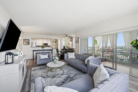 Tiny photo for 4400 Hillcrest Drive #719c, Hollywood, FL 33021 (MLS # B26050851)