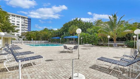 Tiny photo for 4400 Hillcrest Drive #719c, Hollywood, FL 33021 (MLS # B26050851)
