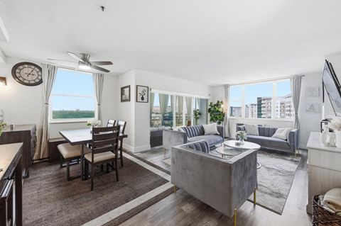 Tiny photo for 4400 Hillcrest Drive #719c, Hollywood, FL 33021 (MLS # B26050851)