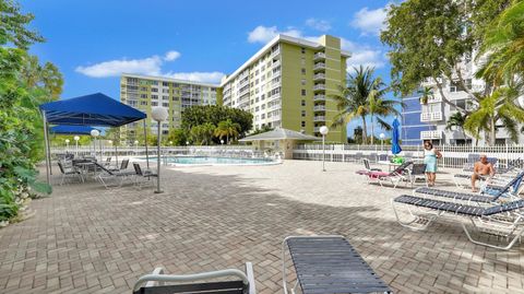 Tiny photo for 4400 Hillcrest Drive #719c, Hollywood, FL 33021 (MLS # B26050851)