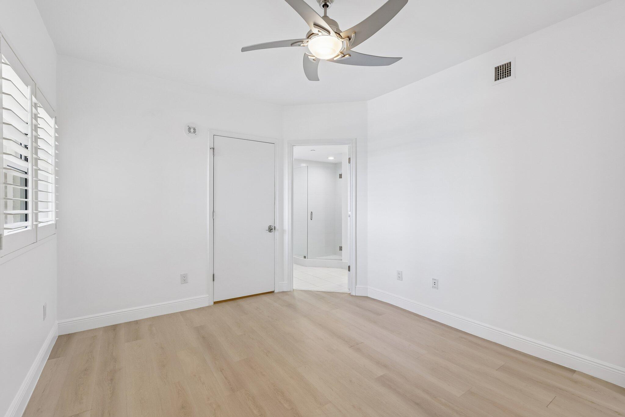 MARINA GRANDE RIVIERA BEACH CONDOMINIUM - Residential