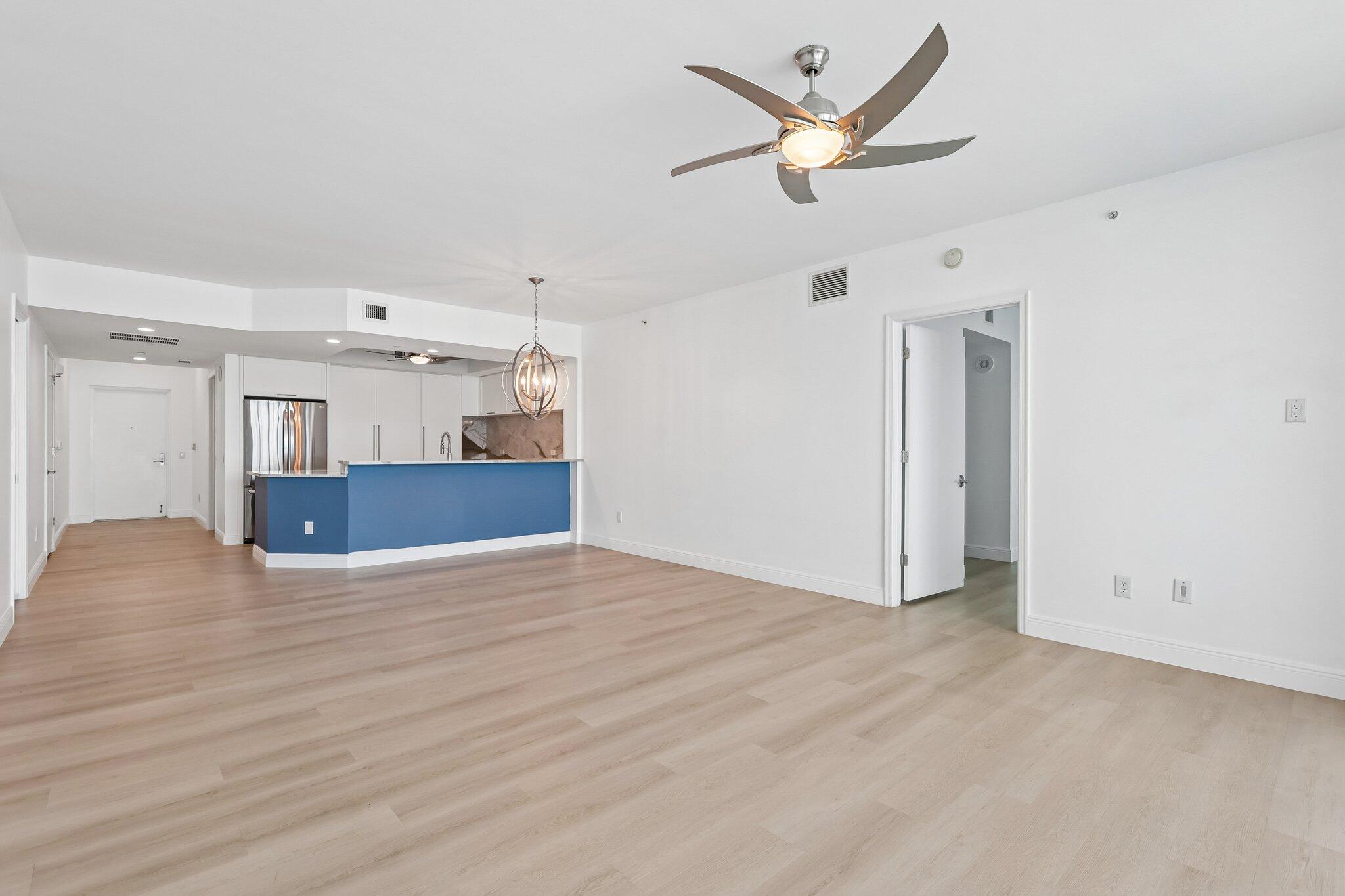 2650 Lake Shore Drive 1202