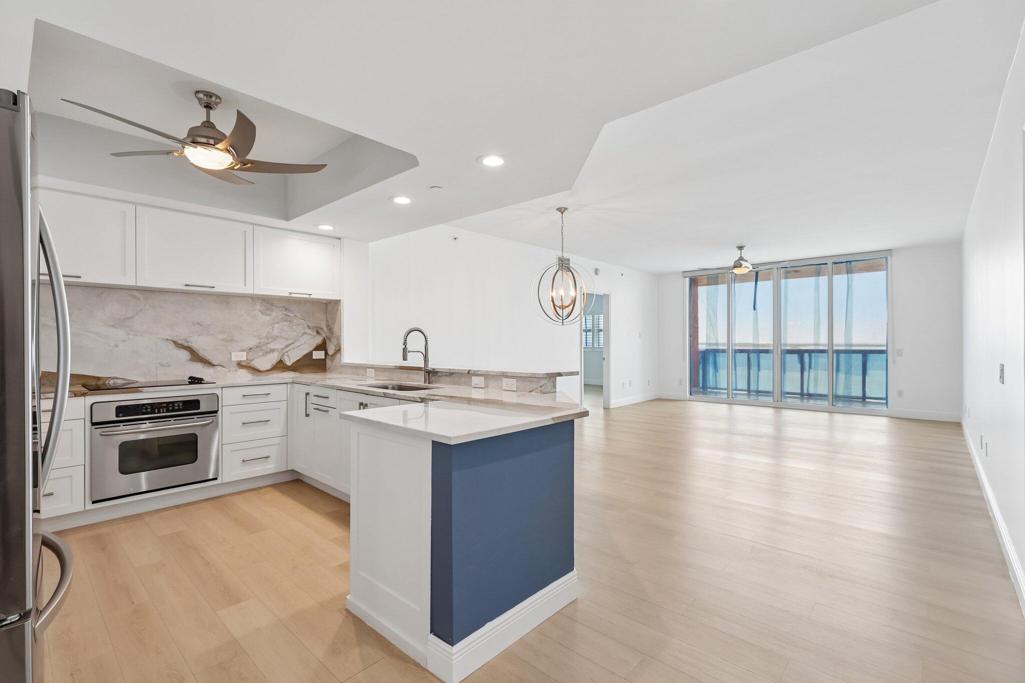 MARINA GRANDE RIVIERA BEACH CONDOMINIUM - Residential