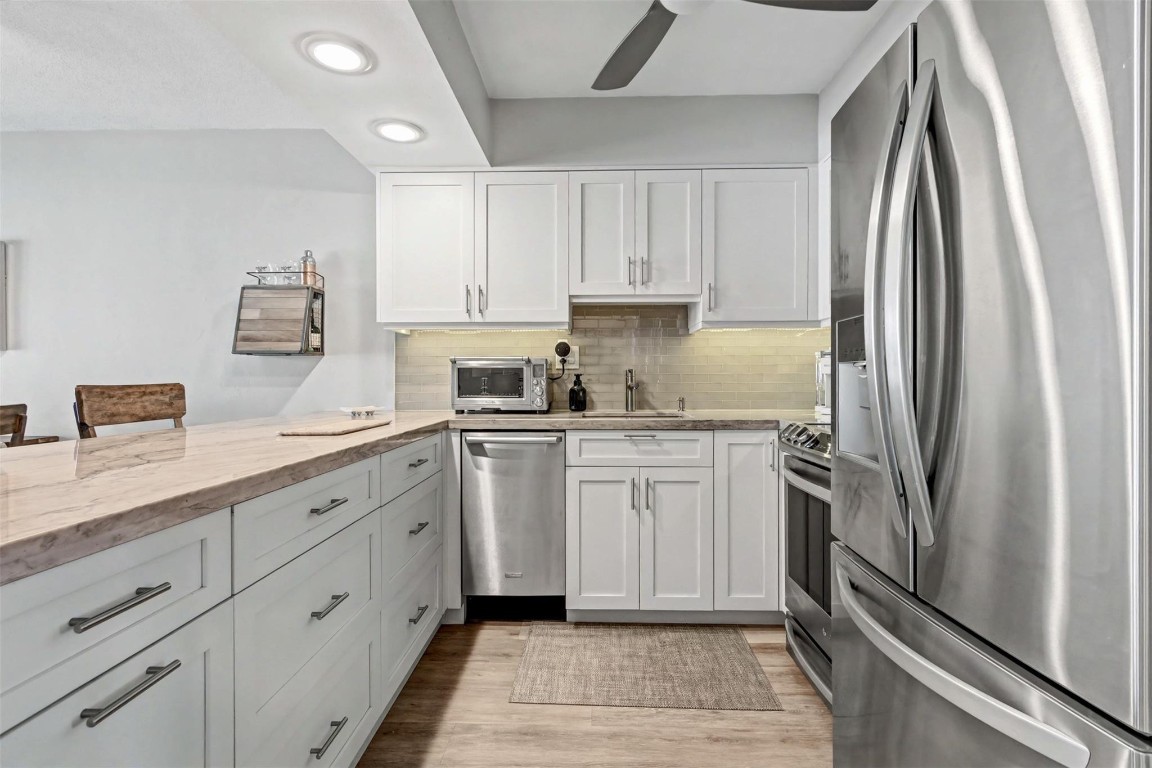 Hillsboro Mile tower - Residential