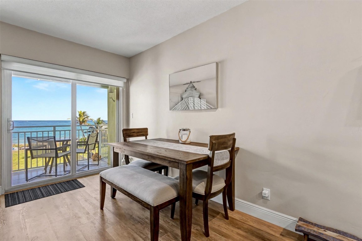 Hillsboro Mile tower - Residential