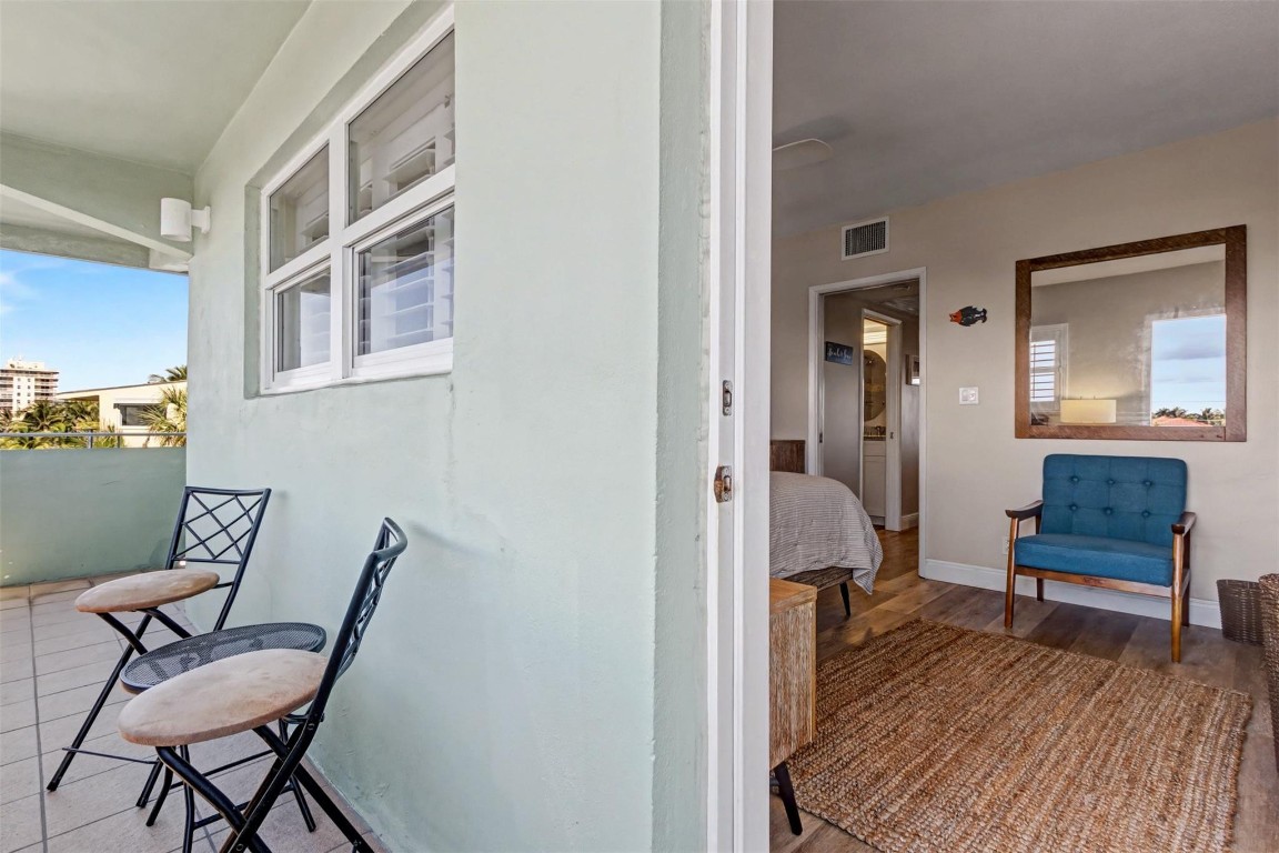 Hillsboro Mile tower - Residential