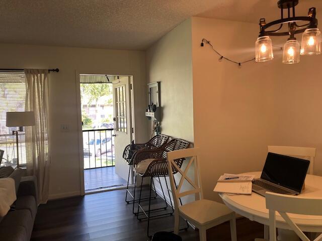 512 Shady Pine Way D-2
