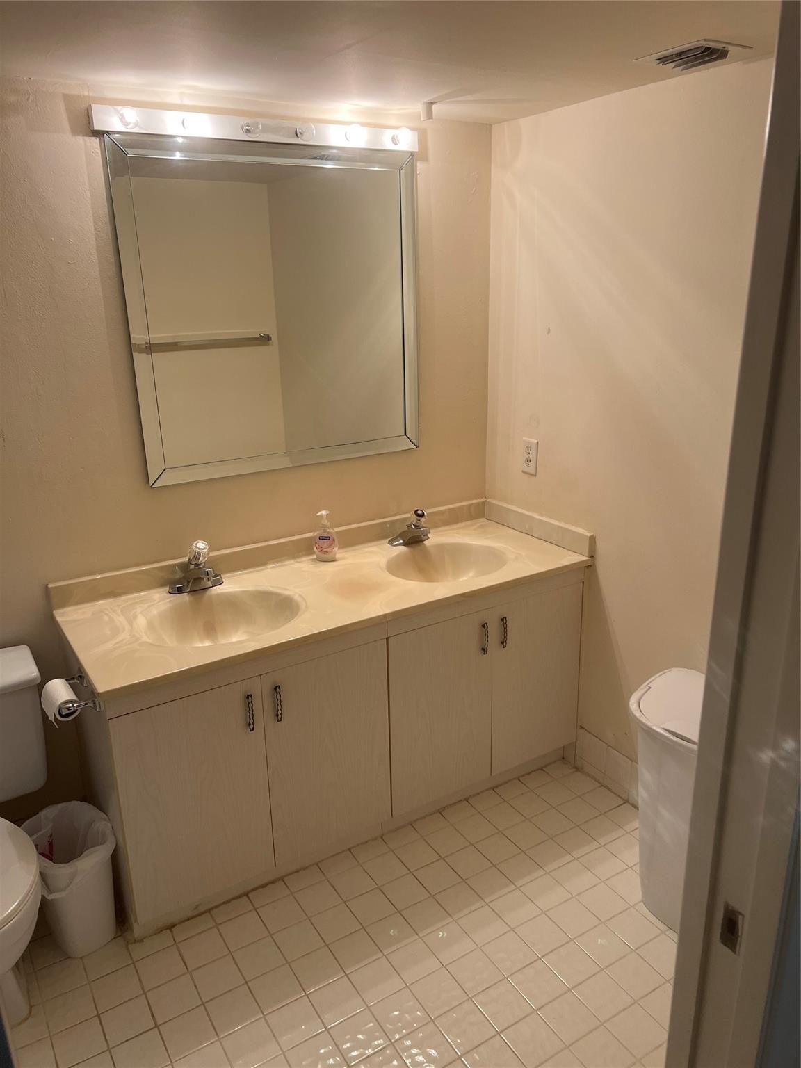 Martinique Village II F C - Residential Lease