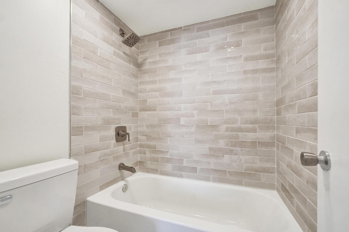 Poinciana - Residential Lease