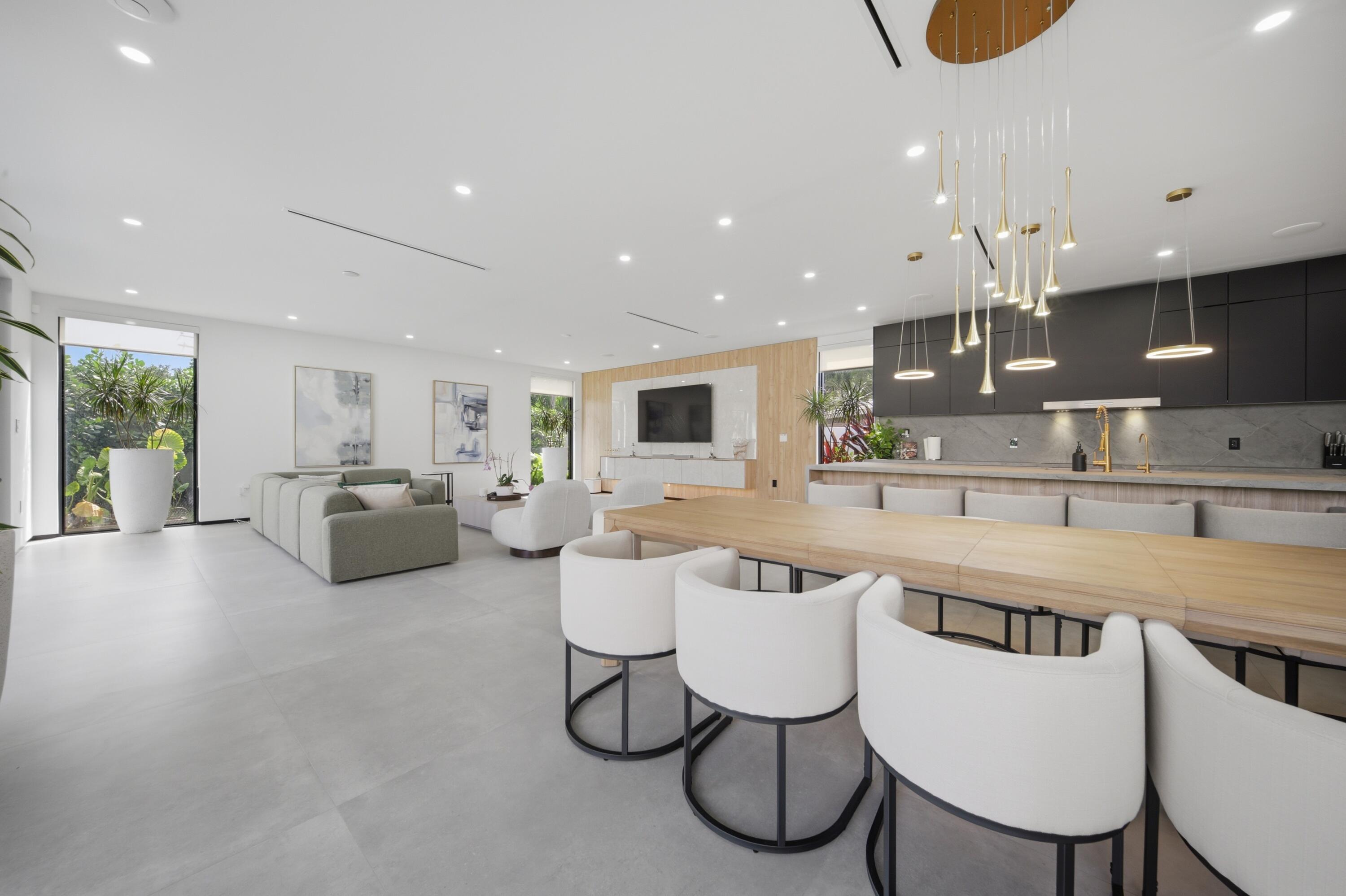 LAS OLAS BY THE SEA EXT - Residential