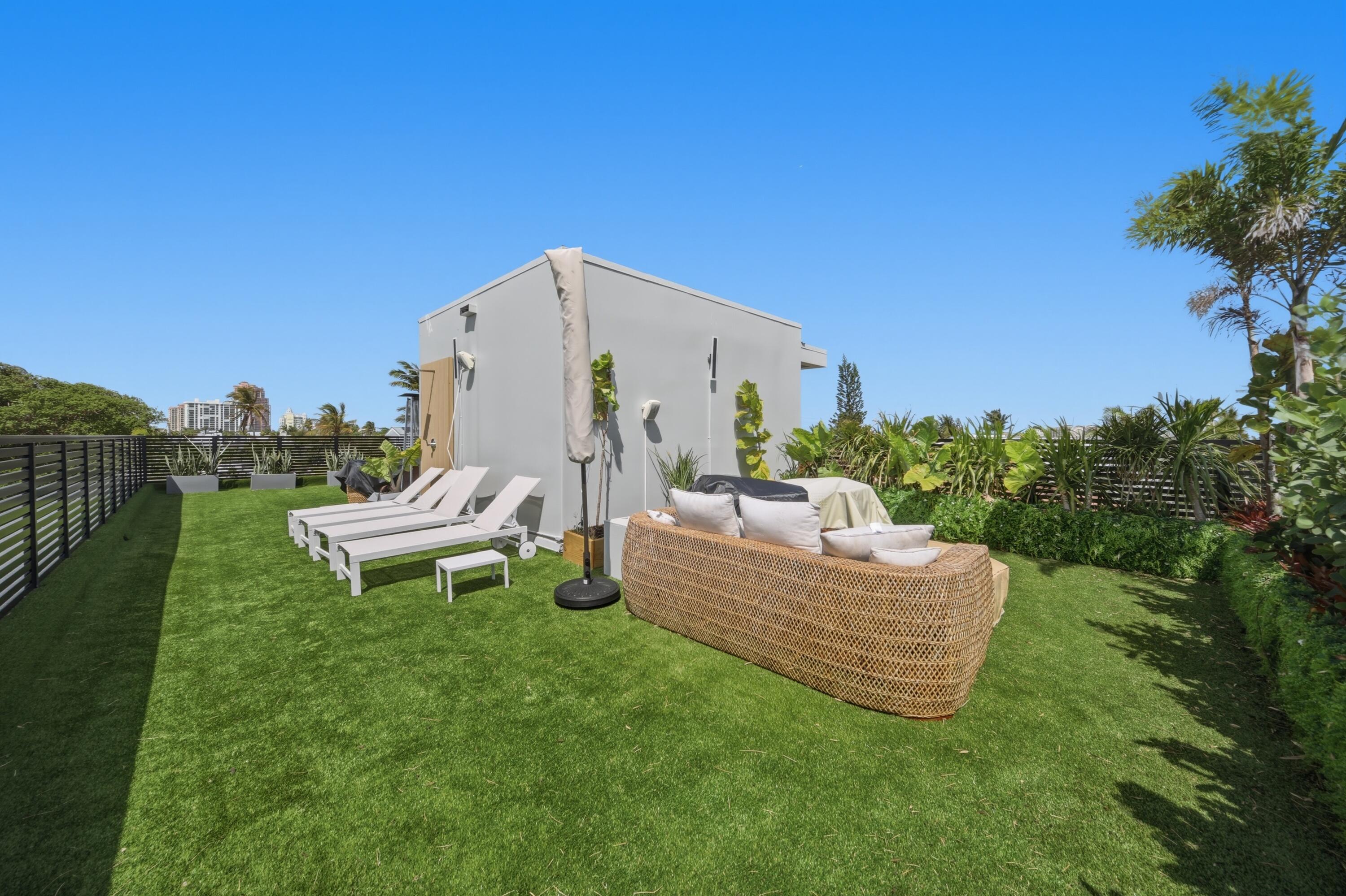 LAS OLAS BY THE SEA EXT - Residential