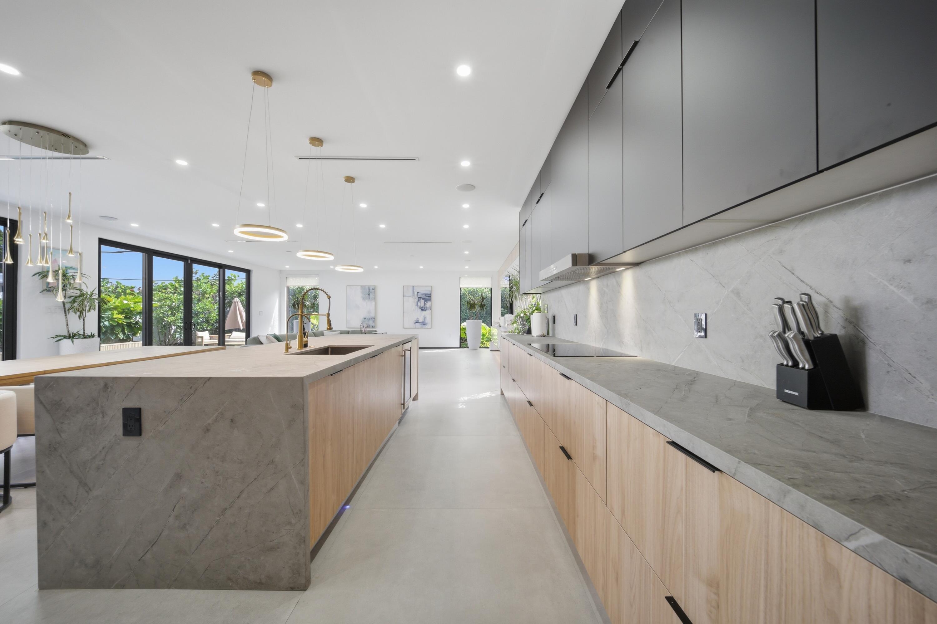 LAS OLAS BY THE SEA EXT - Residential